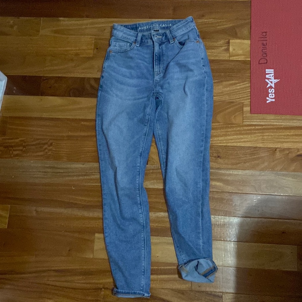 American Eagle stretchy jeans